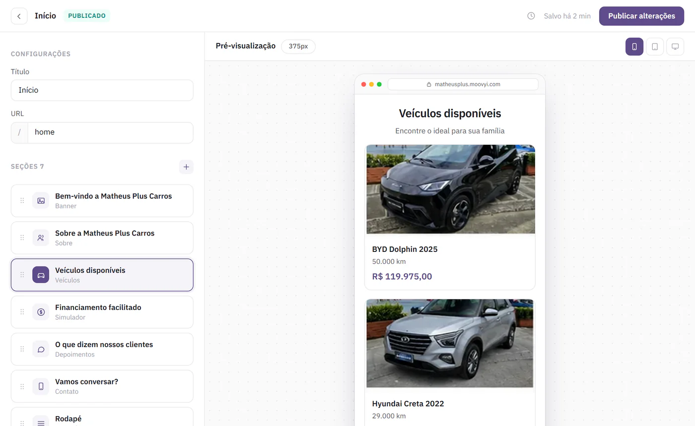 Construtor de páginas da Moovyi: à esquerda a lista de seções do site da loja, ao centro a pré-visualização no celular e à direita as configurações de SEO da página